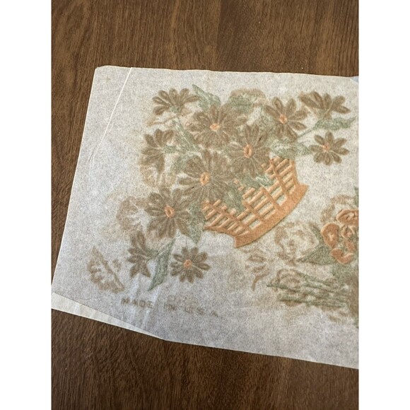 Laura Wheeler Transfer Pattern Needlecraft Floral Bouquet 29.5" Vintage 1954 - Picture 7 of 11